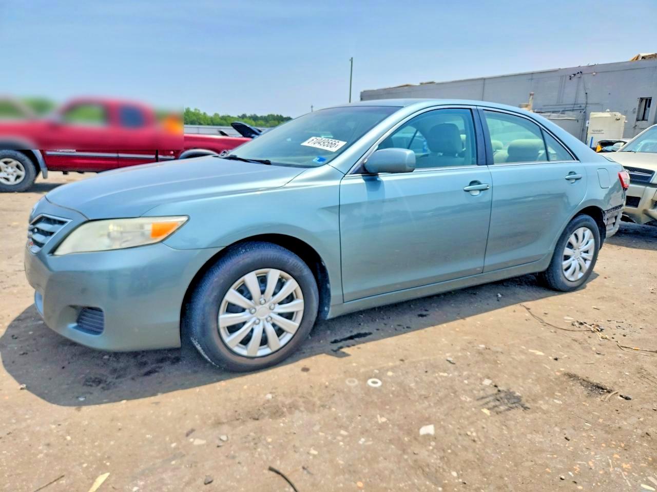 2010 TOYOTA CAMRY