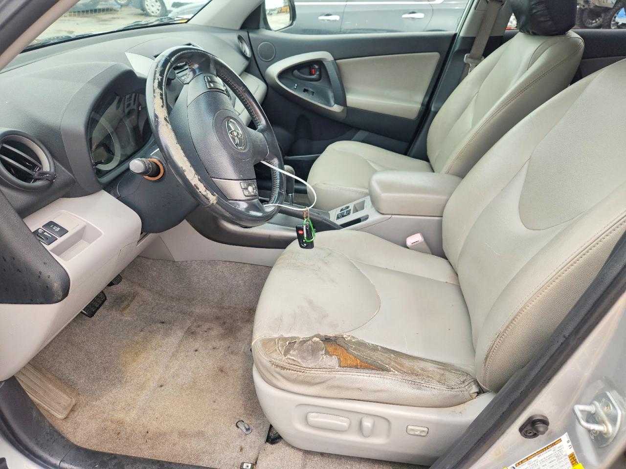 2009 TOYOTA RAV4