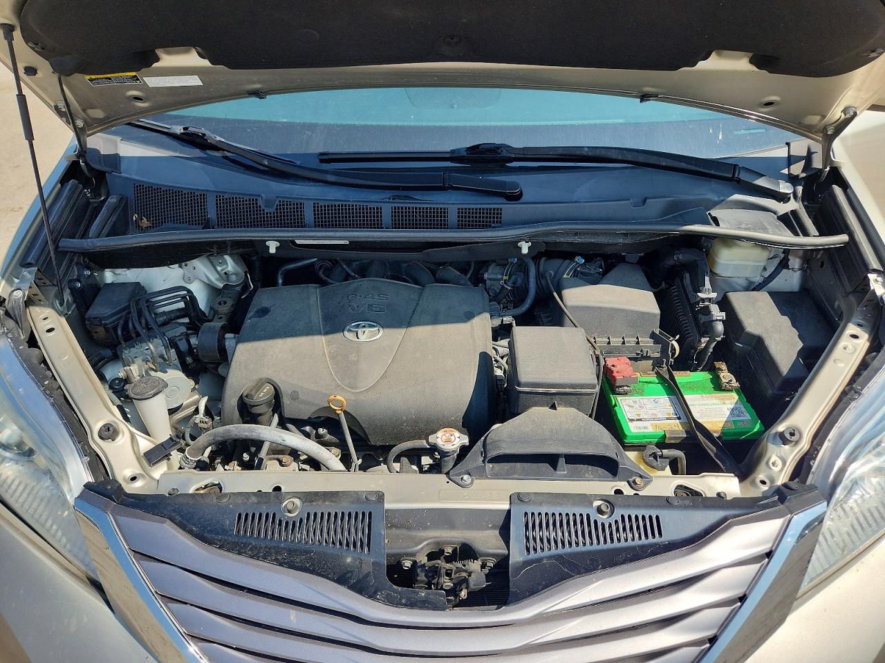 2017 TOYOTA SIENNA