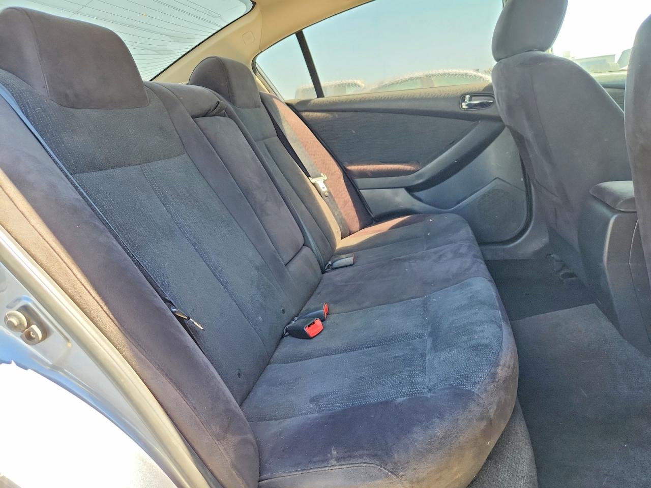 2010 NISSAN ALTIMA