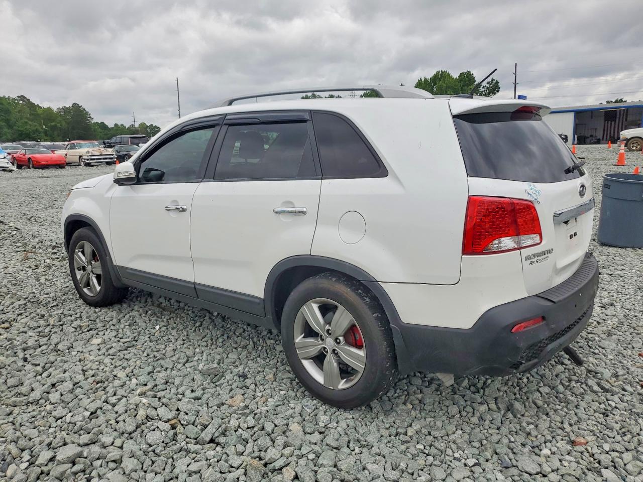 2013 KIA SORENTO