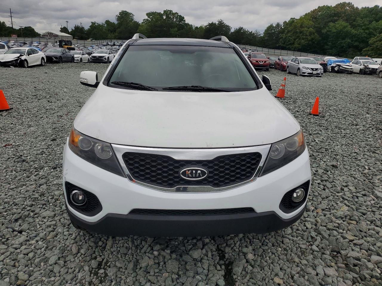 2013 KIA SORENTO