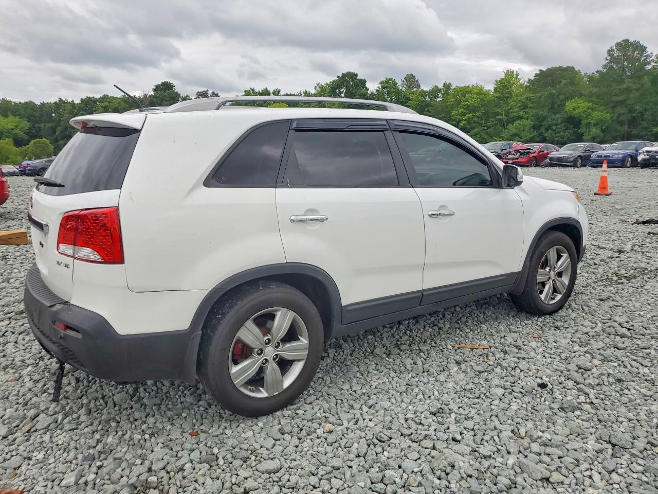 2013 KIA SORENTO