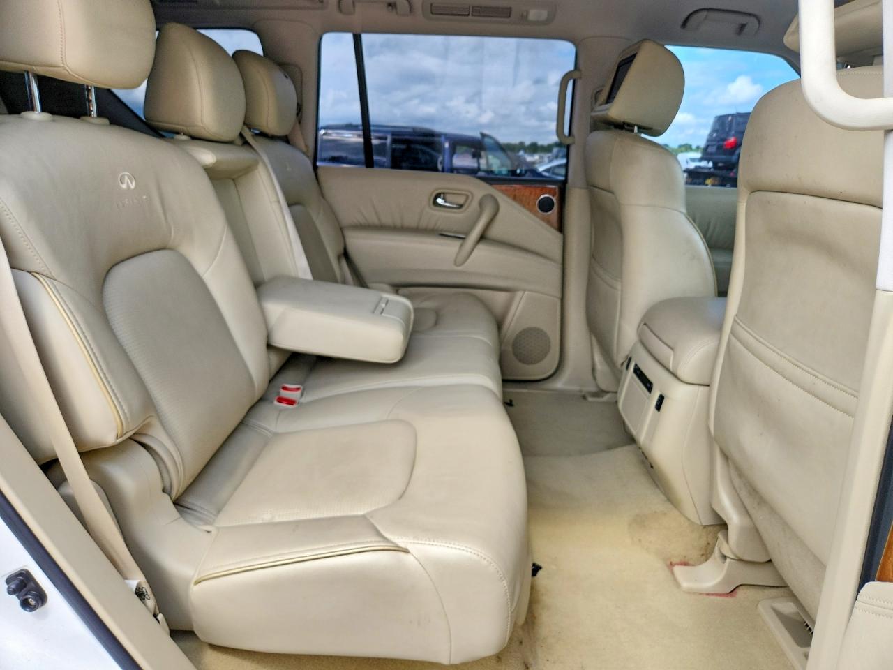 2012 INFINITI QX56
