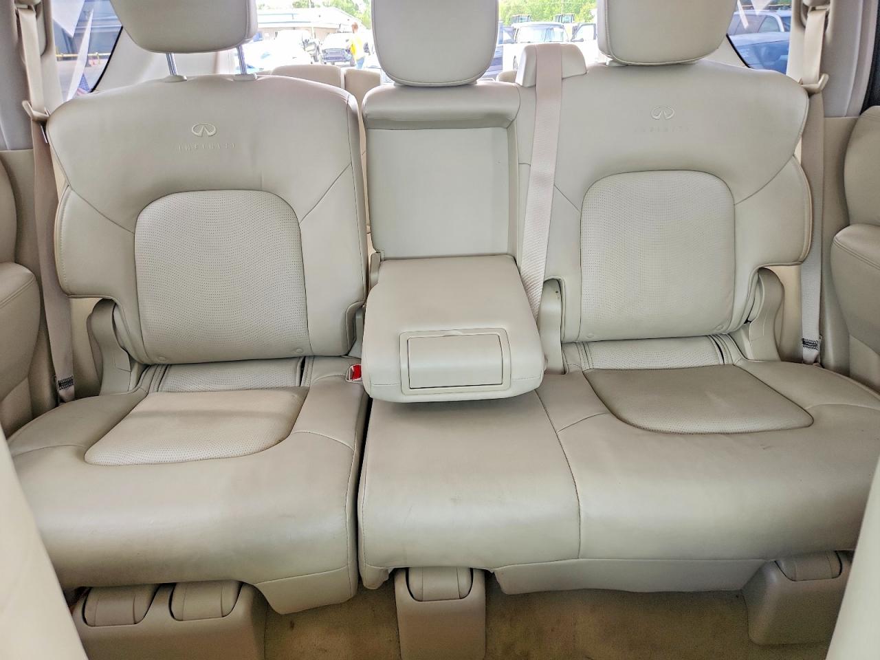 2012 INFINITI QX56