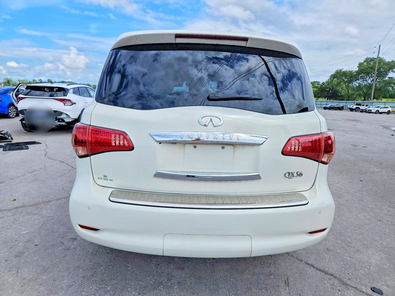 2012 INFINITI QX56