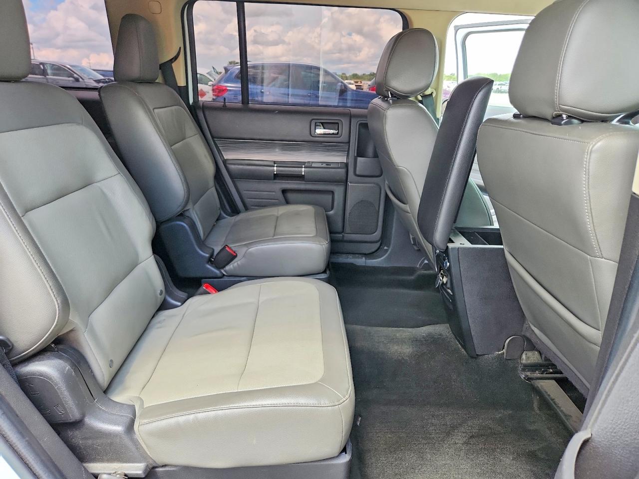 2016 FORD FLEX