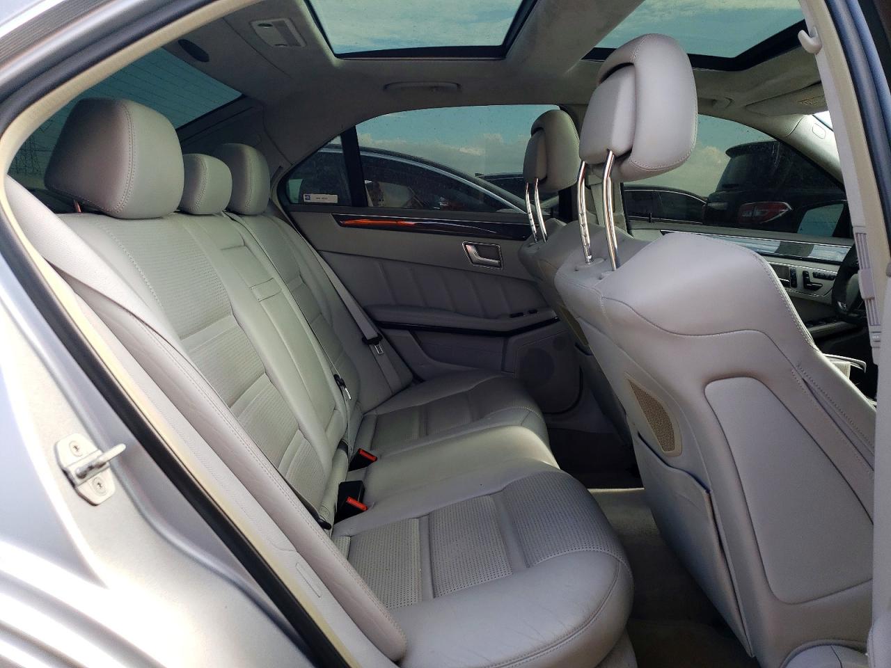 2013 MERCEDES-BENZ E-CLASS