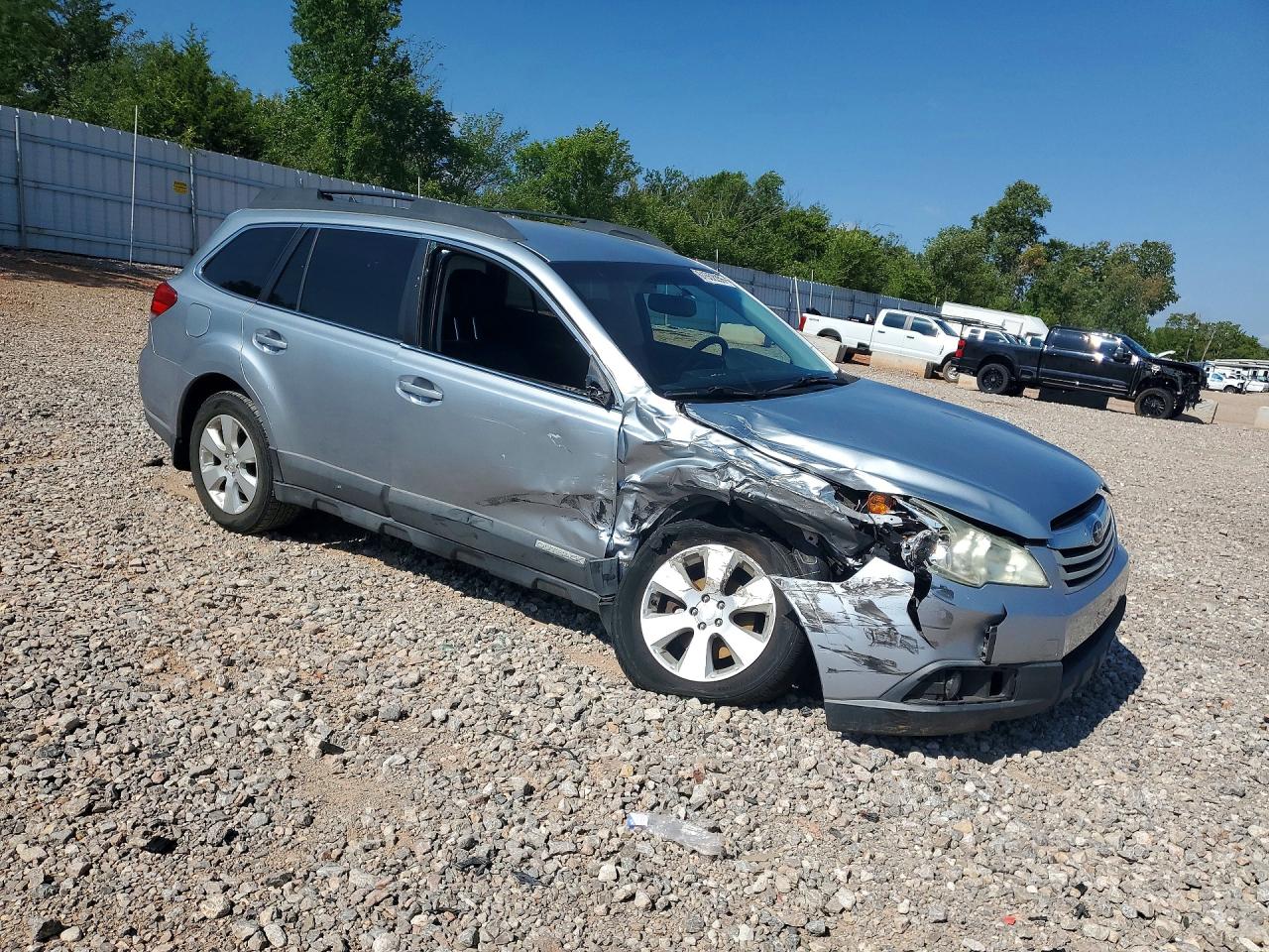 2012 SUBARU OUTBACK