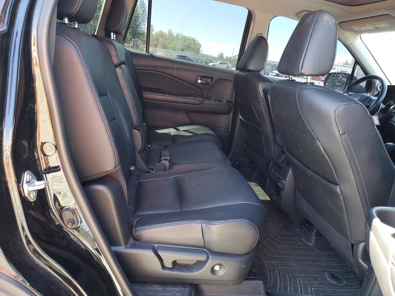 2017 HONDA PILOT