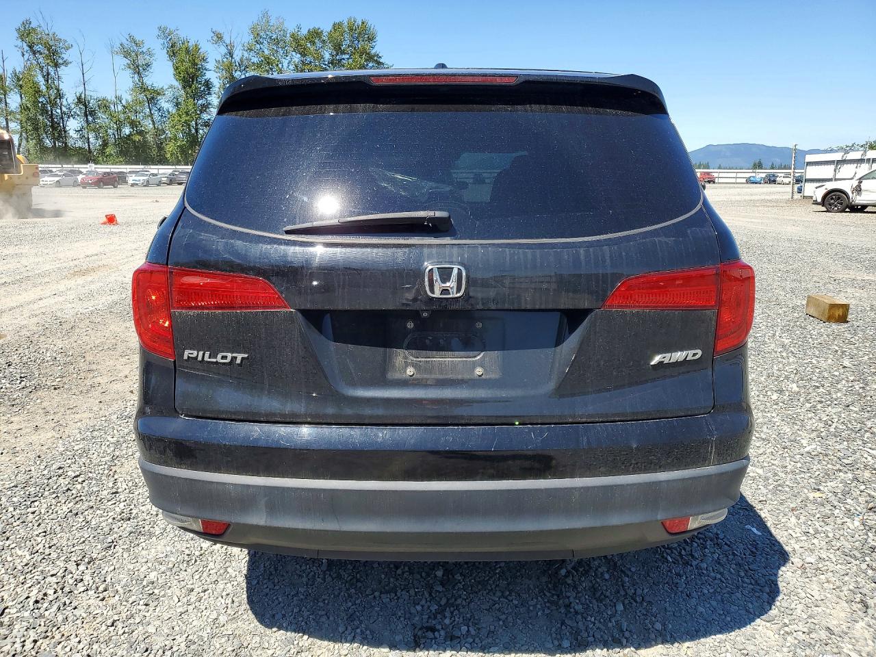 2017 HONDA PILOT