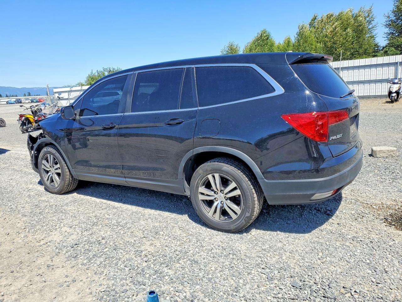 2017 HONDA PILOT