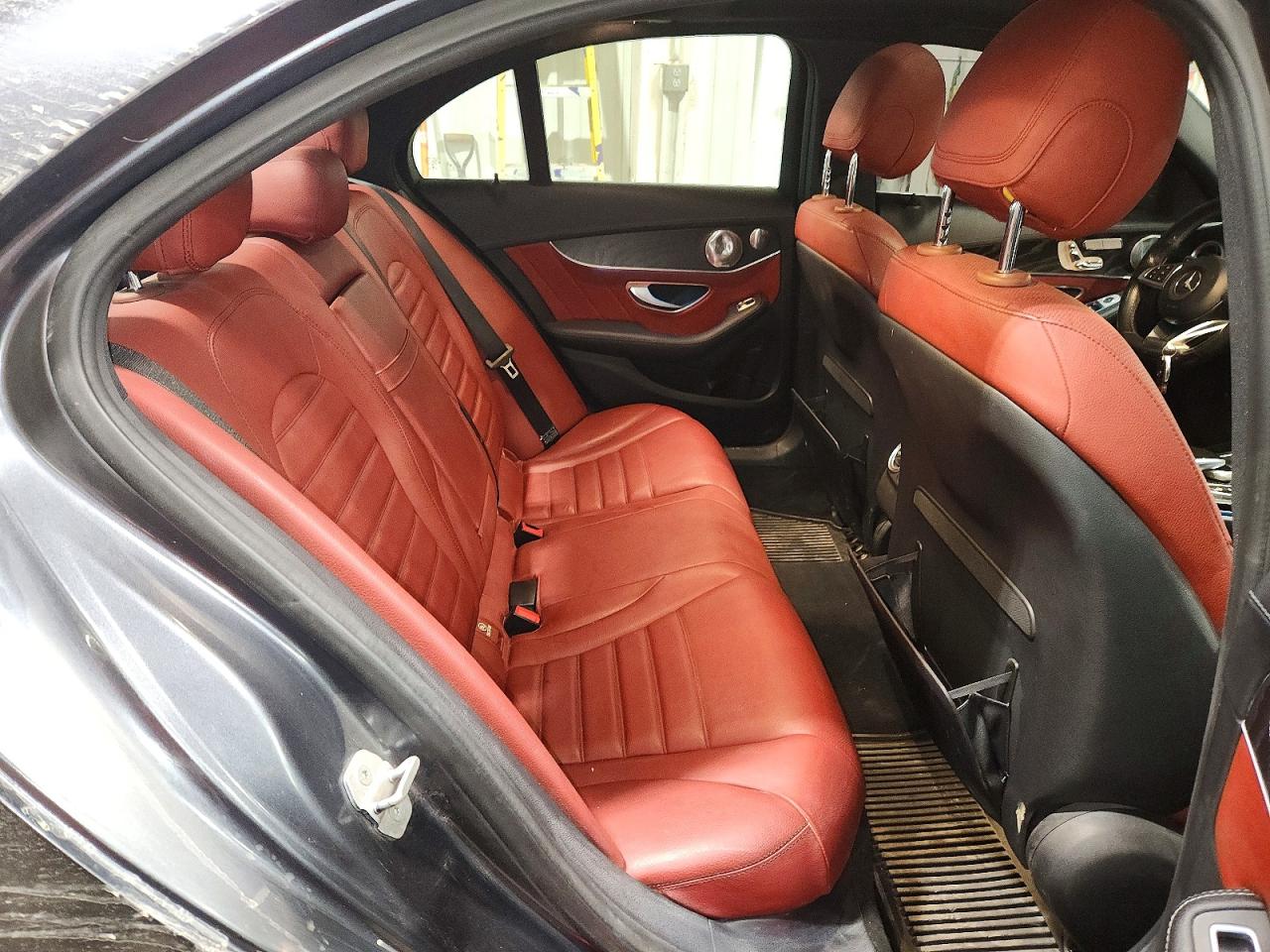 2015 MERCEDES-BENZ C-CLASS