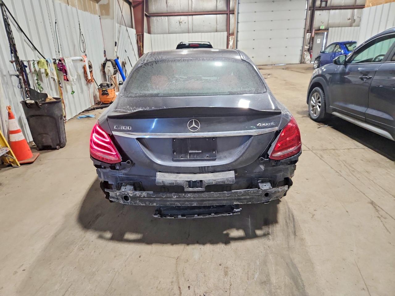 2015 MERCEDES-BENZ C-CLASS