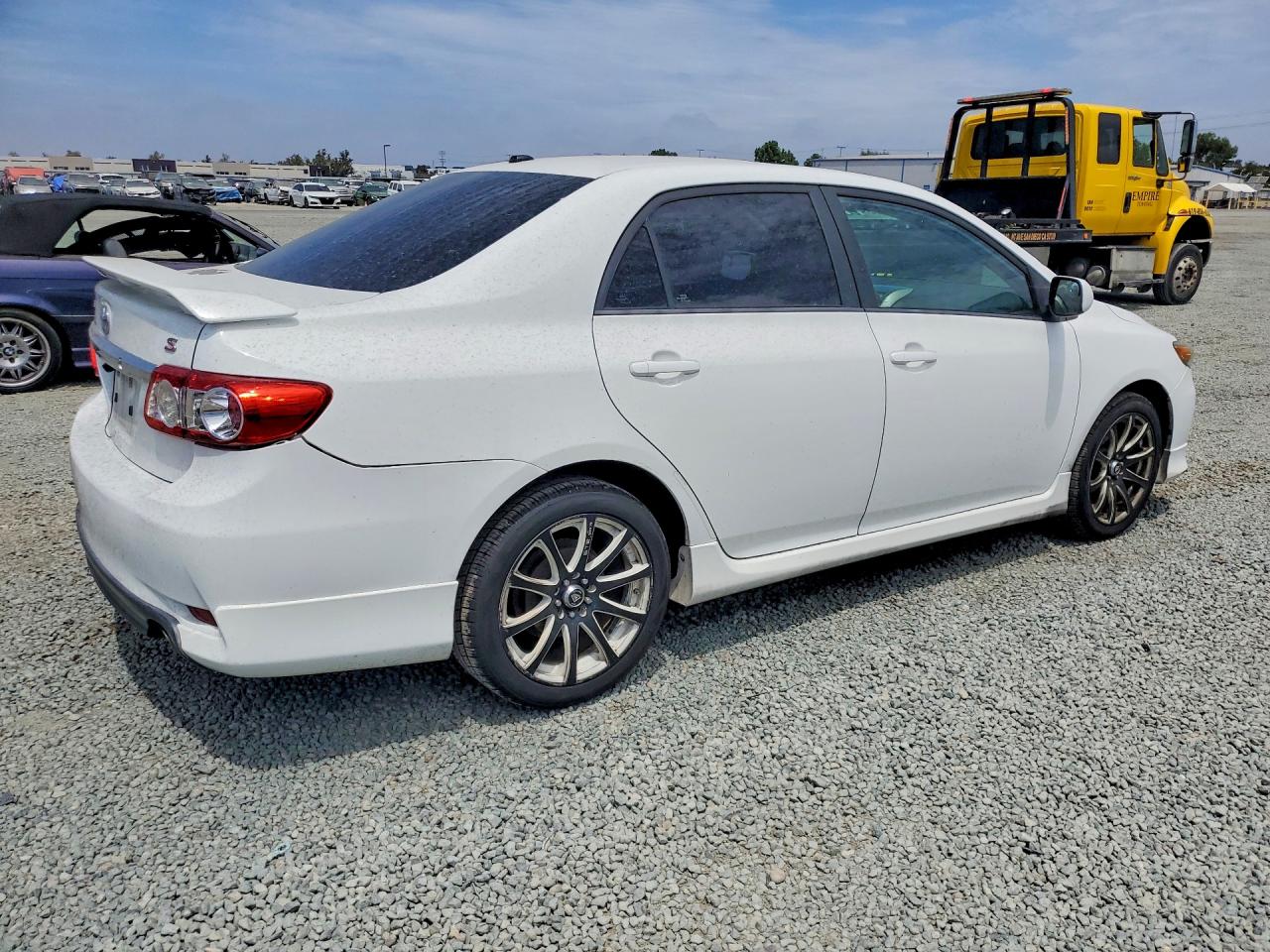 2013 TOYOTA COROLLA