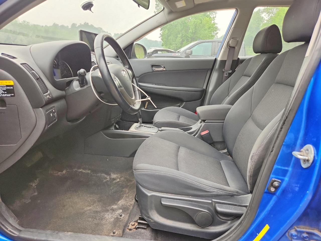 2010 HYUNDAI ELANTRA