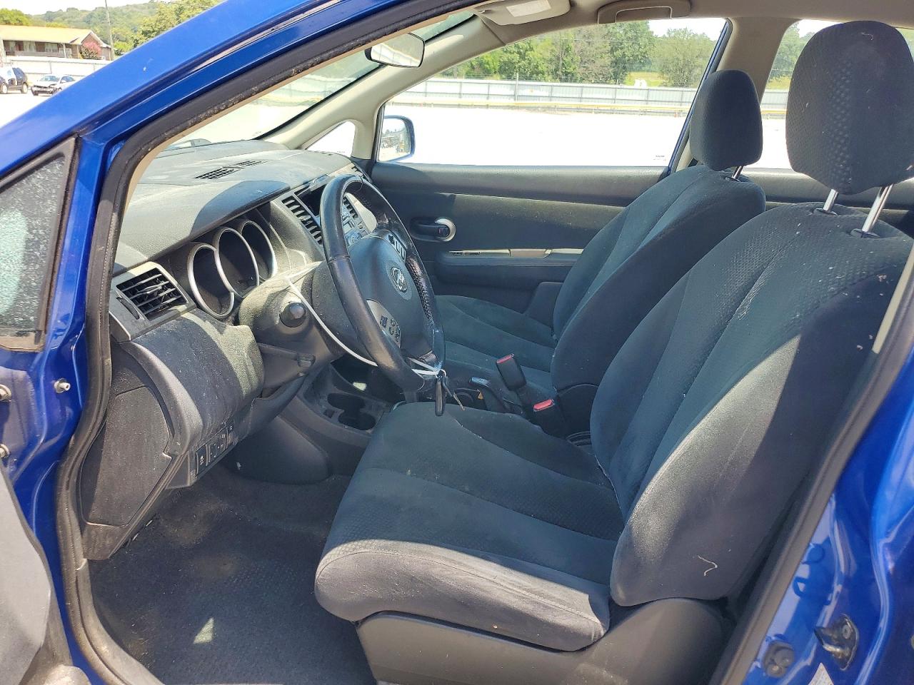 2012 NISSAN VERSA