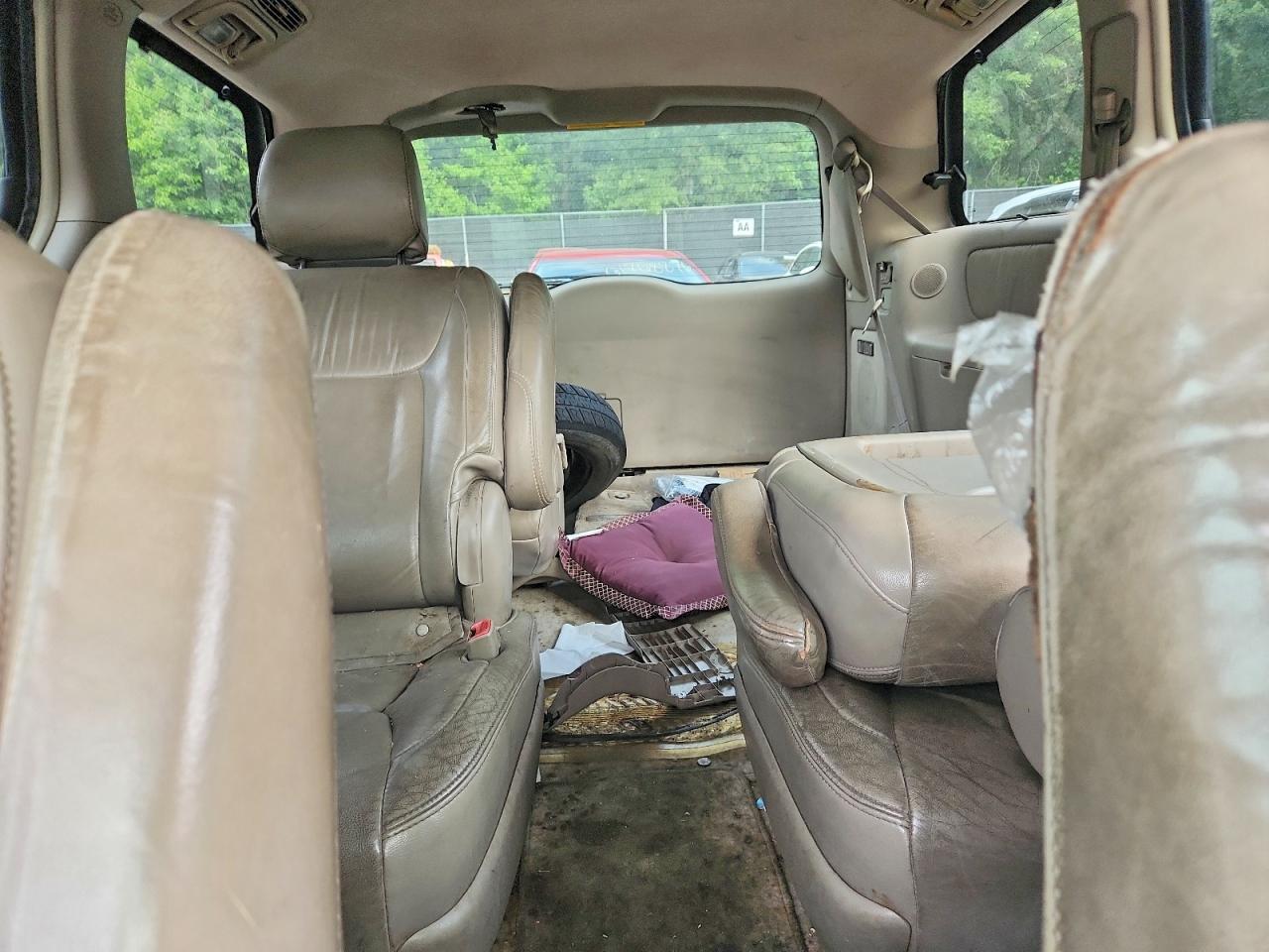 2006 TOYOTA SIENNA