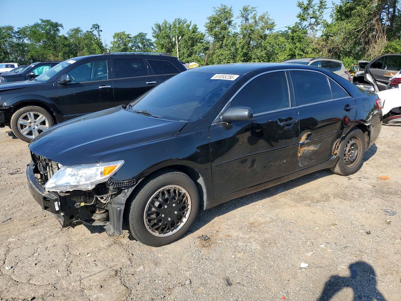2011 TOYOTA CAMRY