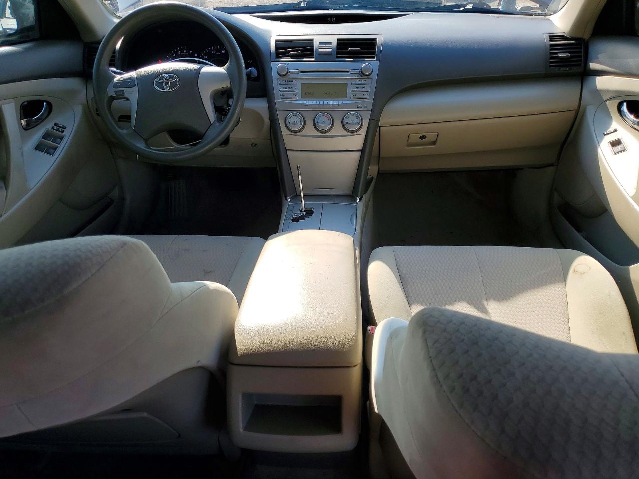 2011 TOYOTA CAMRY