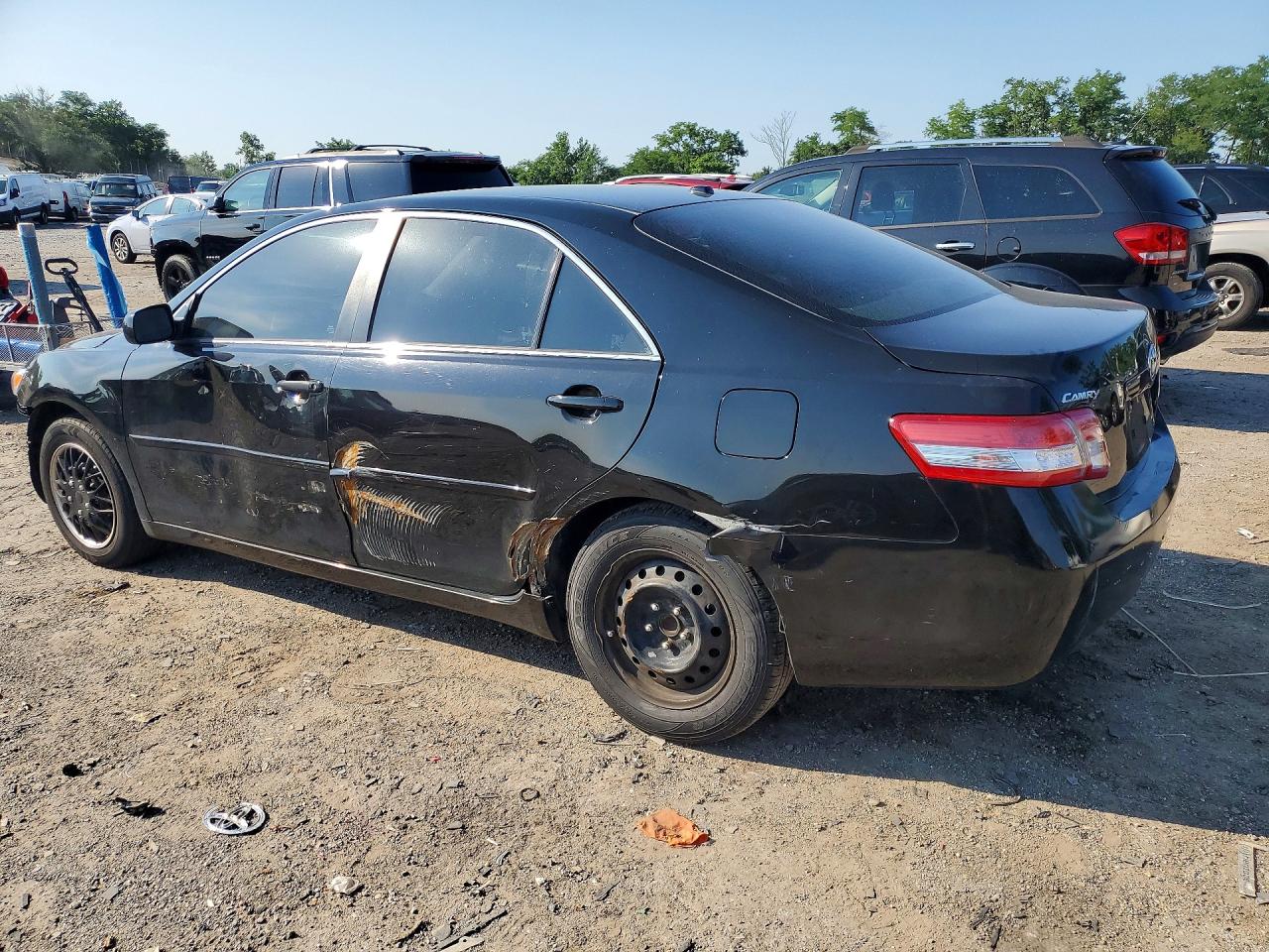 2011 TOYOTA CAMRY