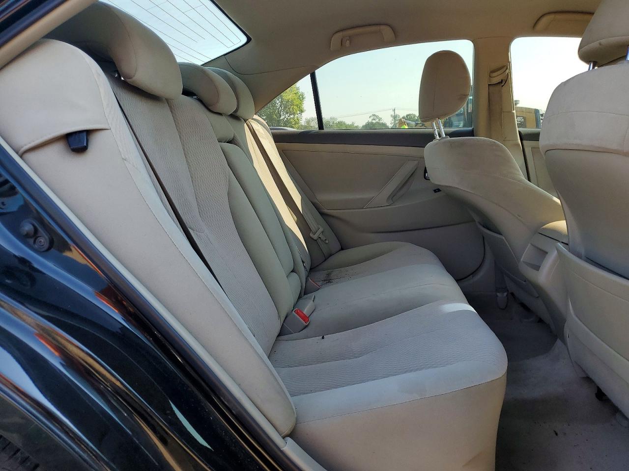 2011 TOYOTA CAMRY