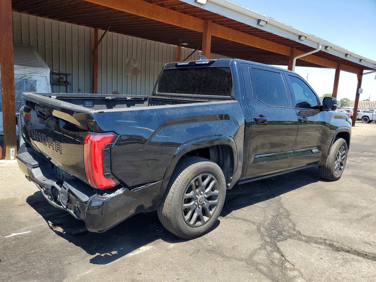 2023 TOYOTA TUNDRA