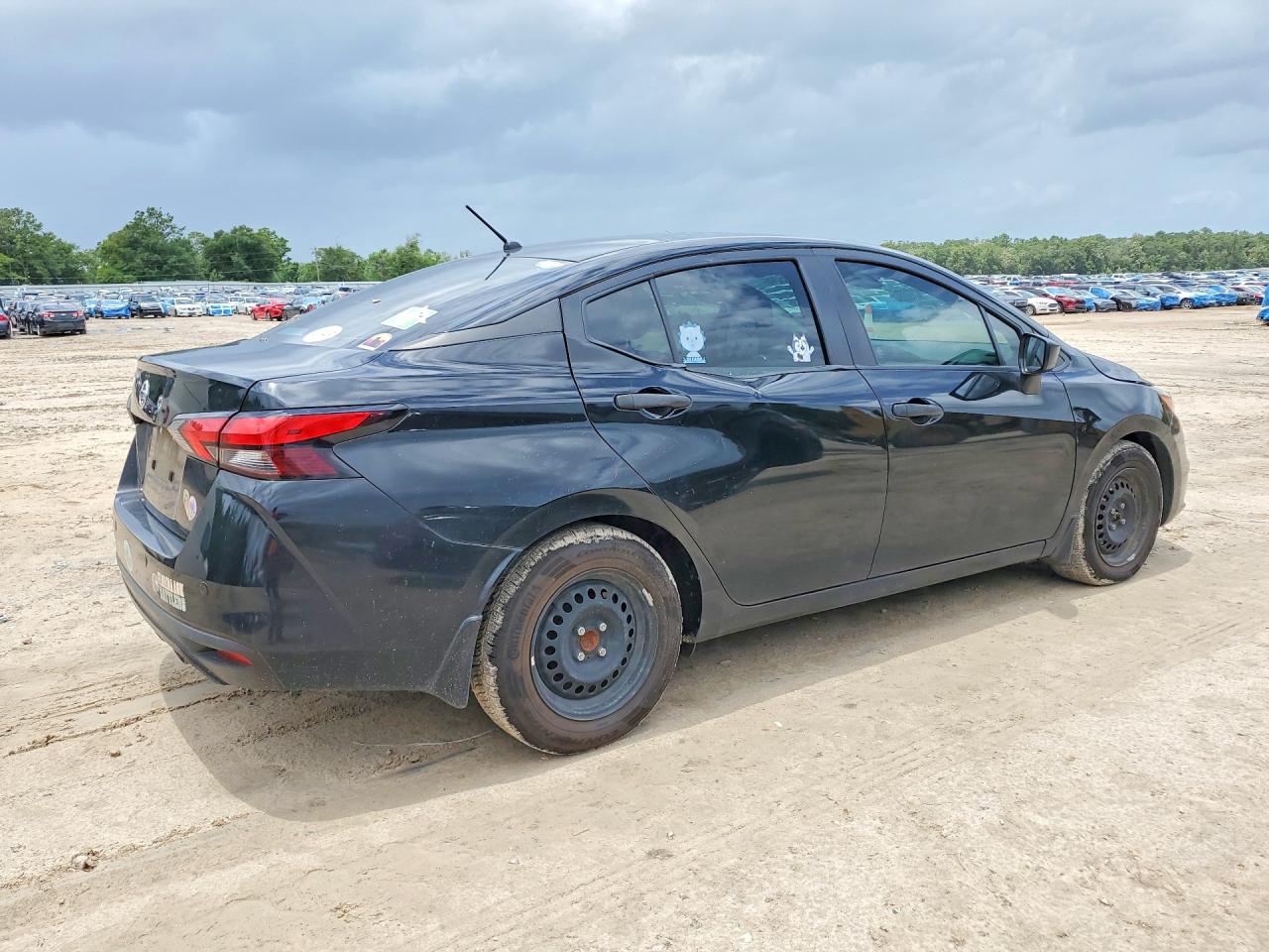2020 NISSAN VERSA