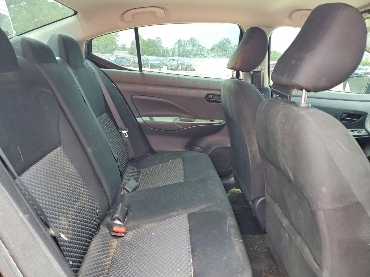 2020 NISSAN VERSA