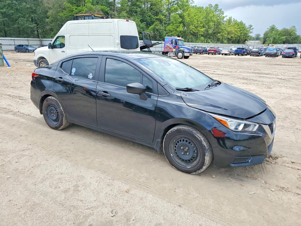 2020 NISSAN VERSA