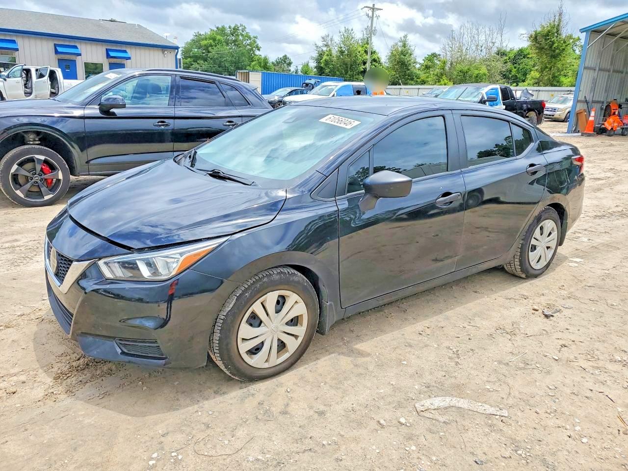 2020 NISSAN VERSA