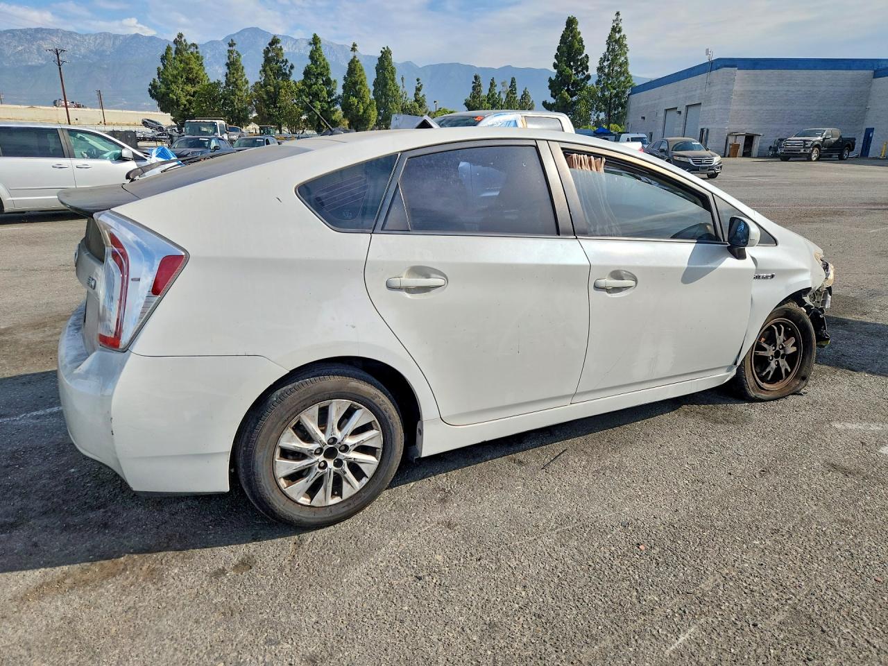 2014 TOYOTA PRIUS