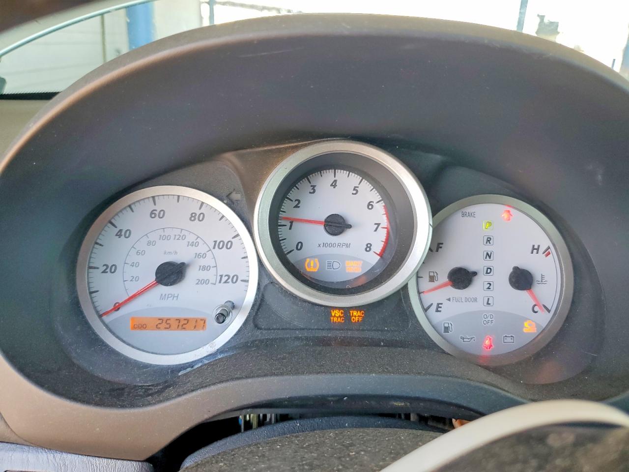 2004 TOYOTA RAV4