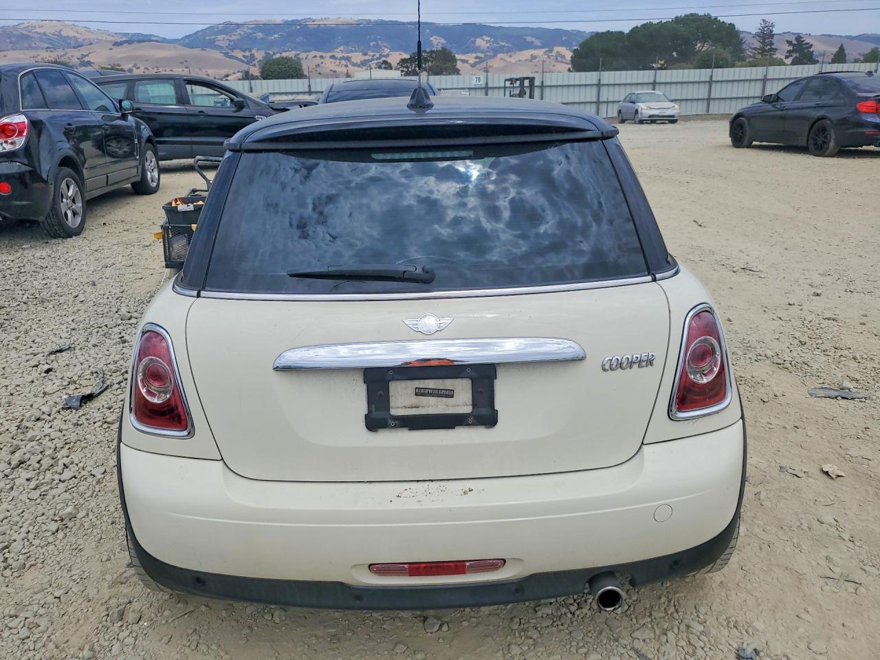 2012 MINI COOPER