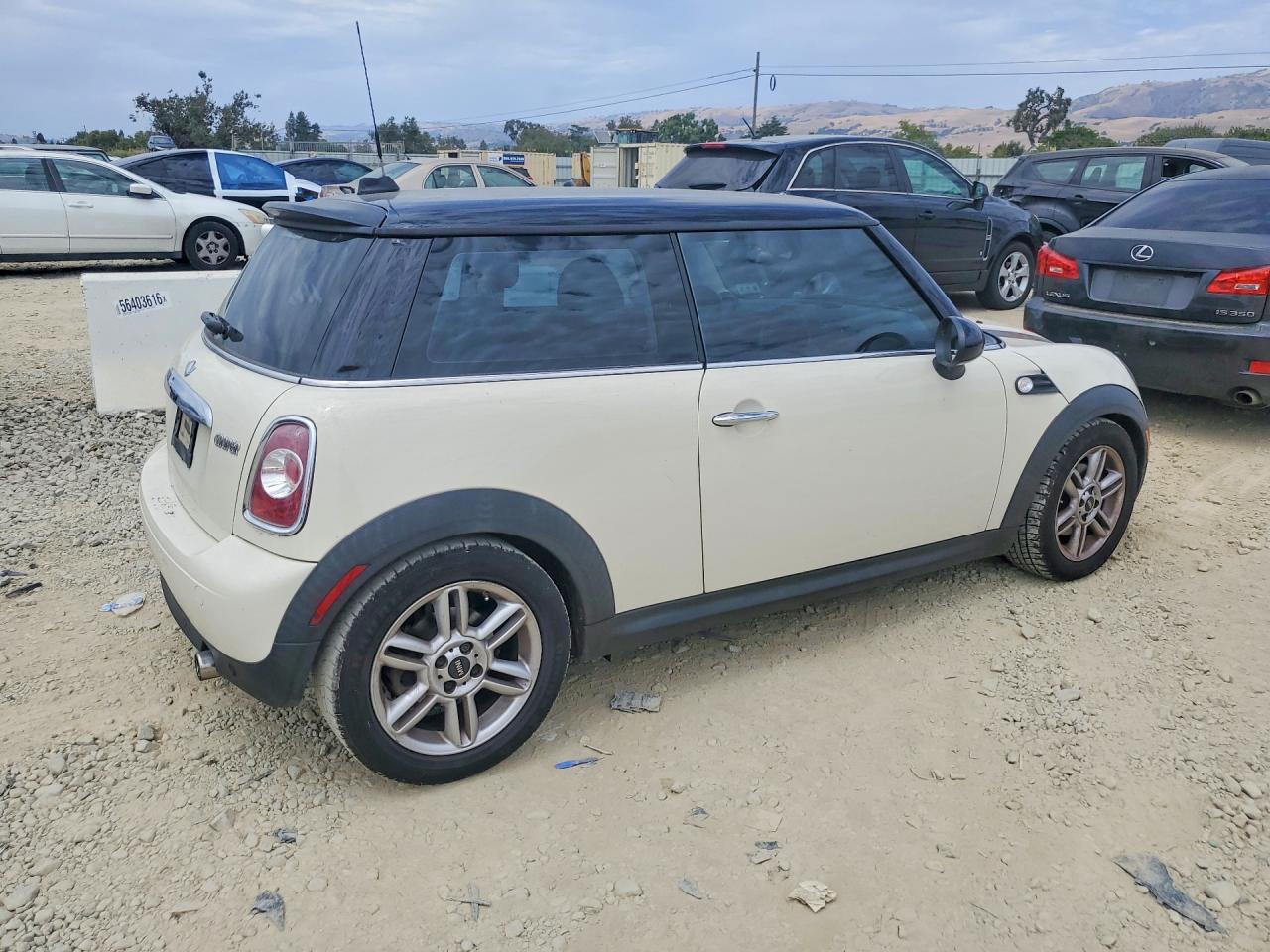 2012 MINI COOPER