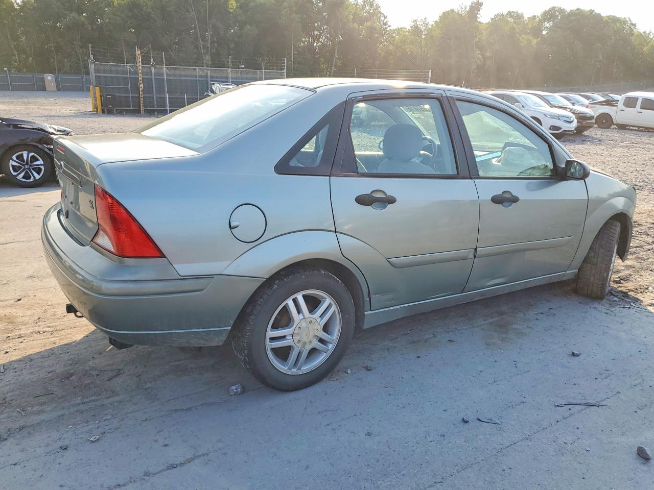 2003 FORD FOCUS