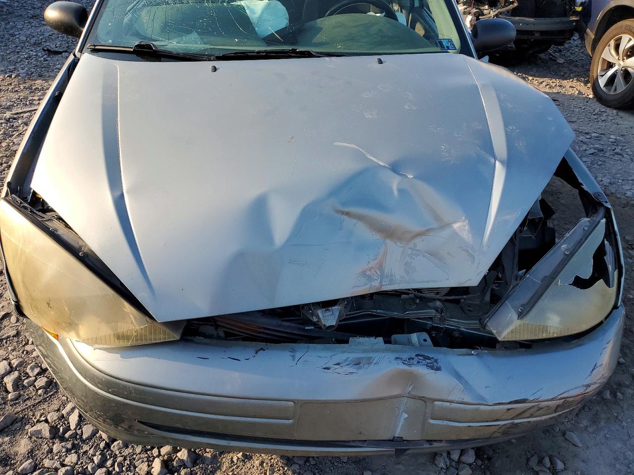 2003 FORD FOCUS