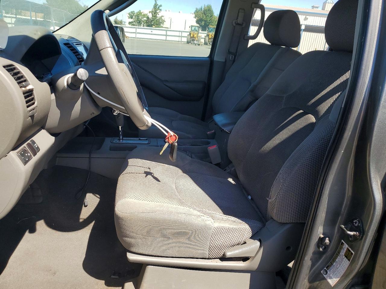 2006 NISSAN FRONTIER