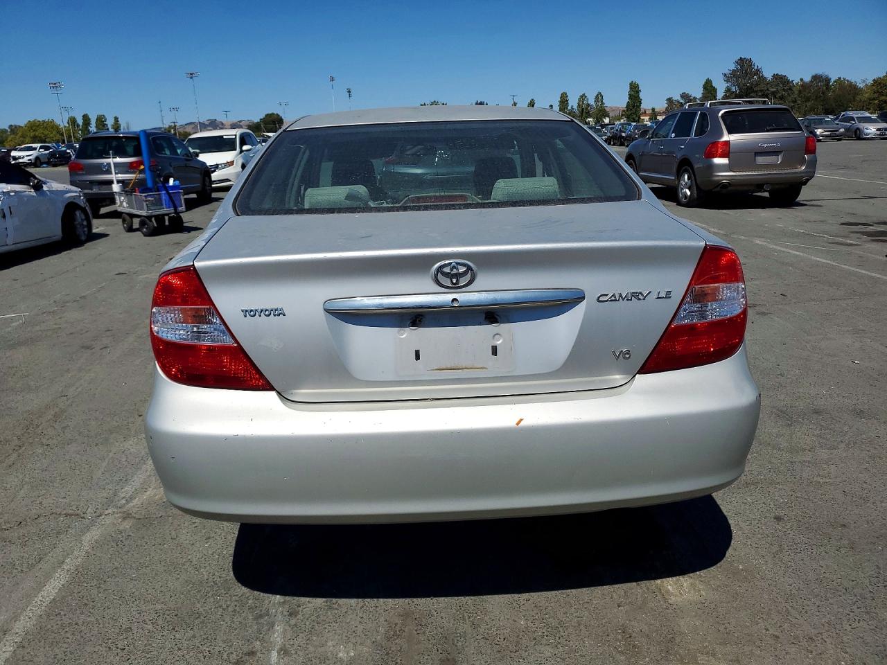 2002 TOYOTA CAMRY LE V