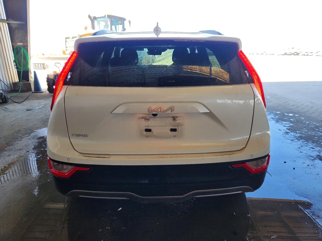 2023 KIA NIRO