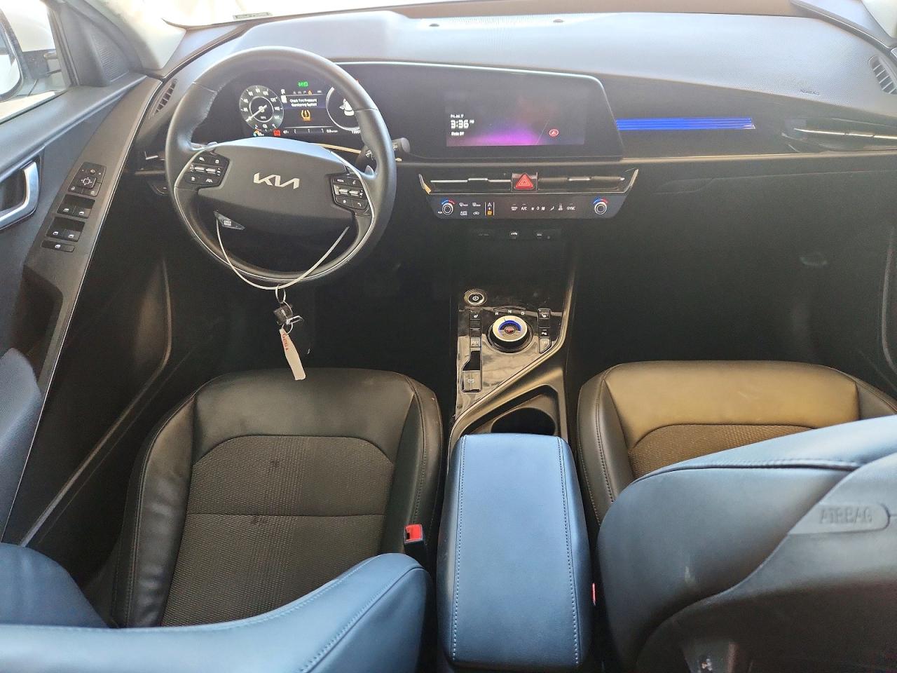 2023 KIA NIRO