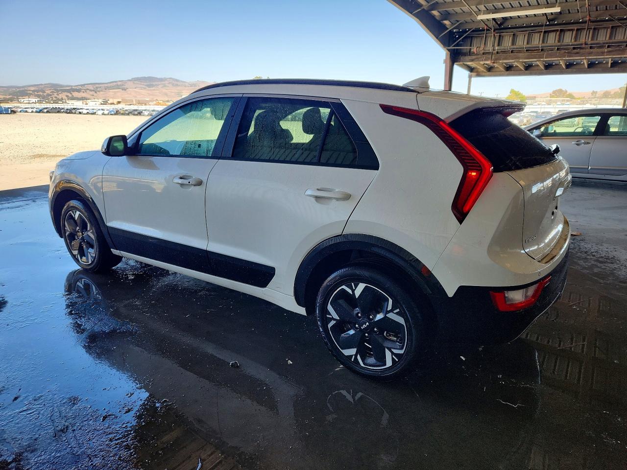 2023 KIA NIRO