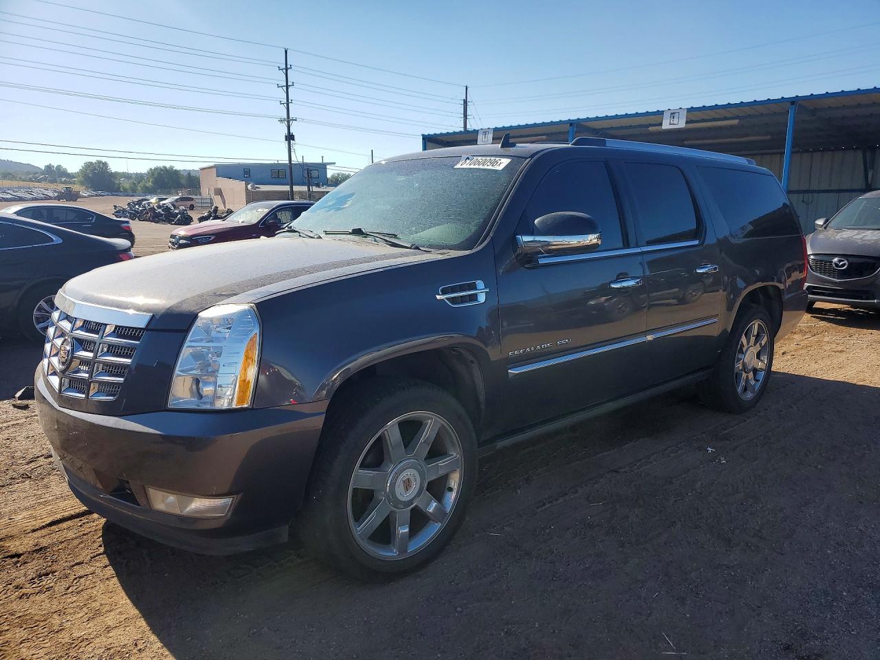2011 CADILLAC ESCALADE