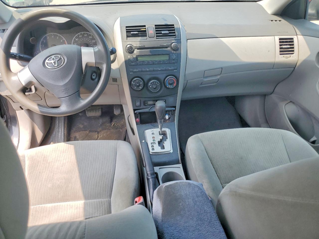 2010 TOYOTA COROLLA