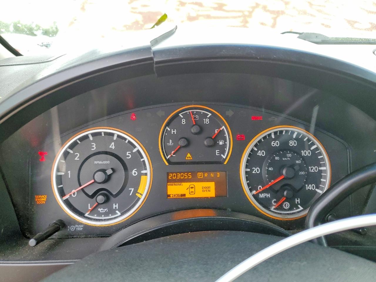 2009 NISSAN TITAN XE F