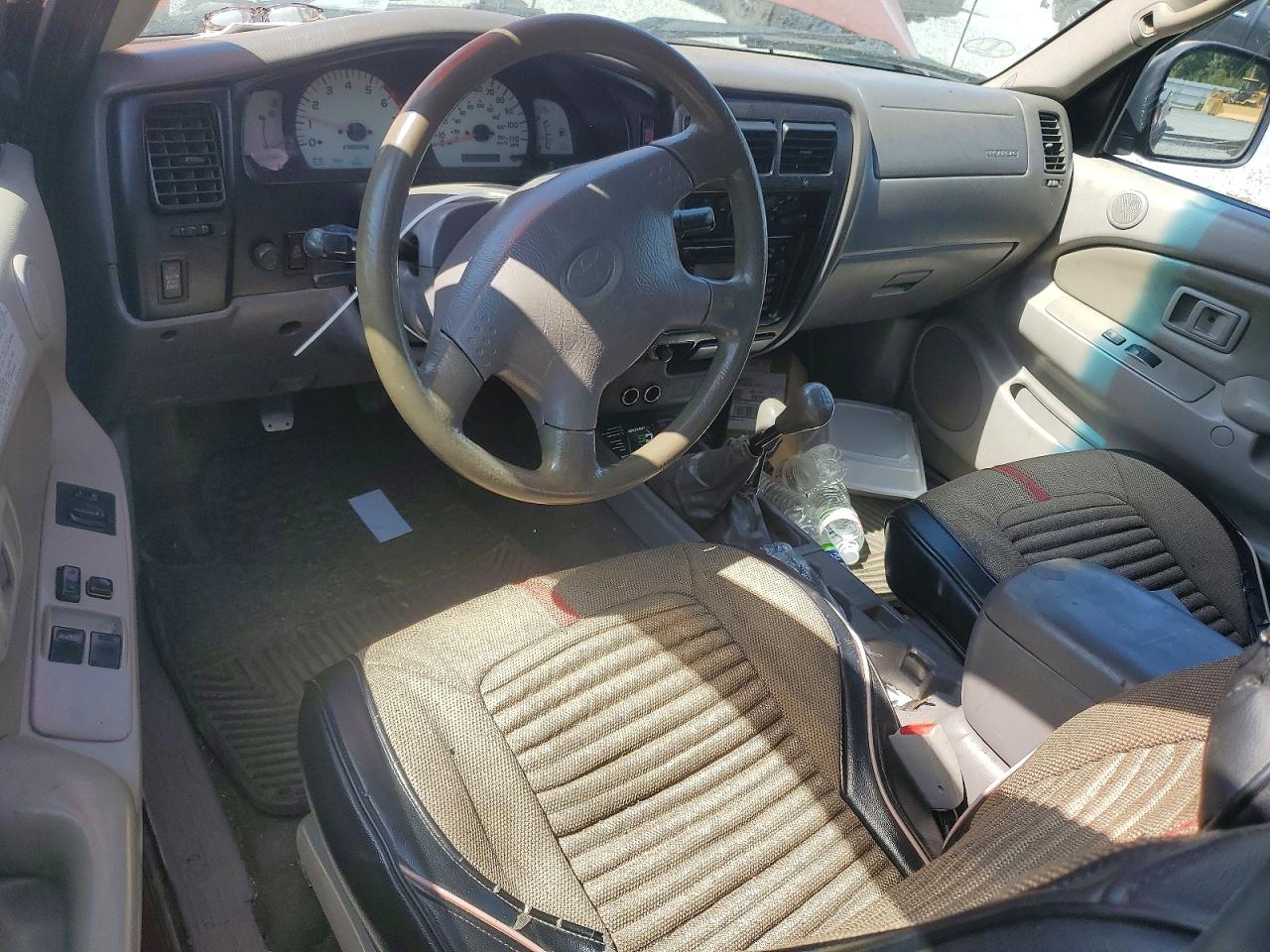 2001 TOYOTA TACOMA