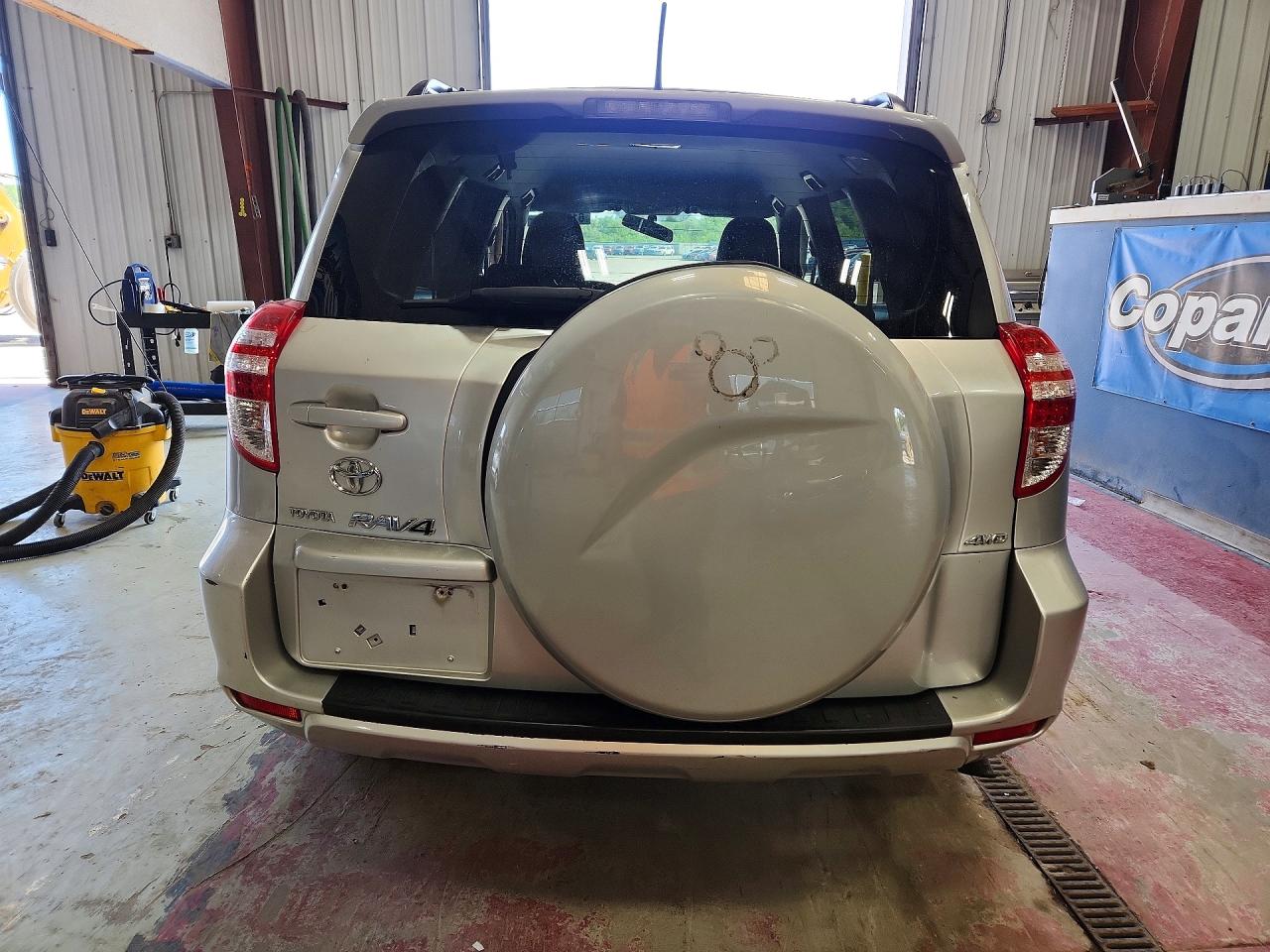 2009 TOYOTA RAV4