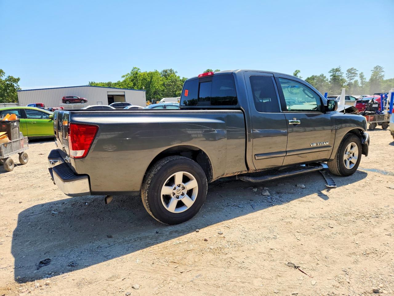 2006 NISSAN TITAN