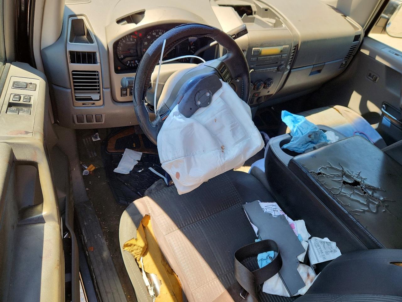2006 NISSAN TITAN