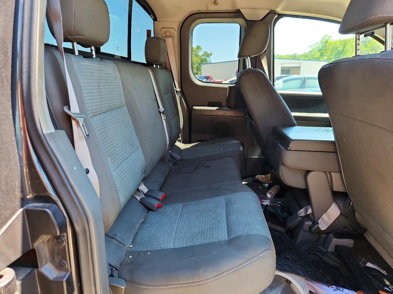2006 NISSAN TITAN